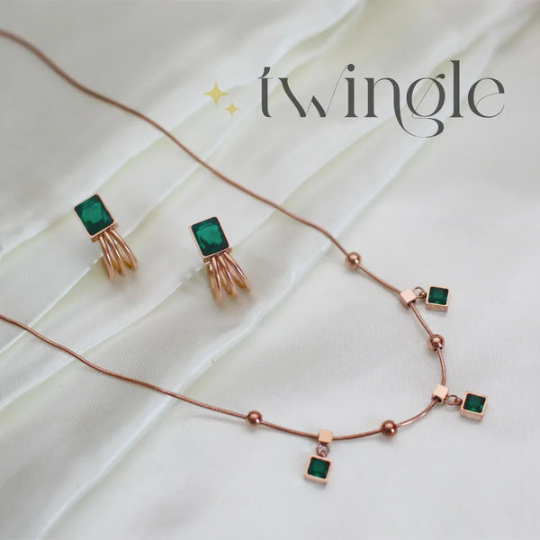 Selene Necklace Set