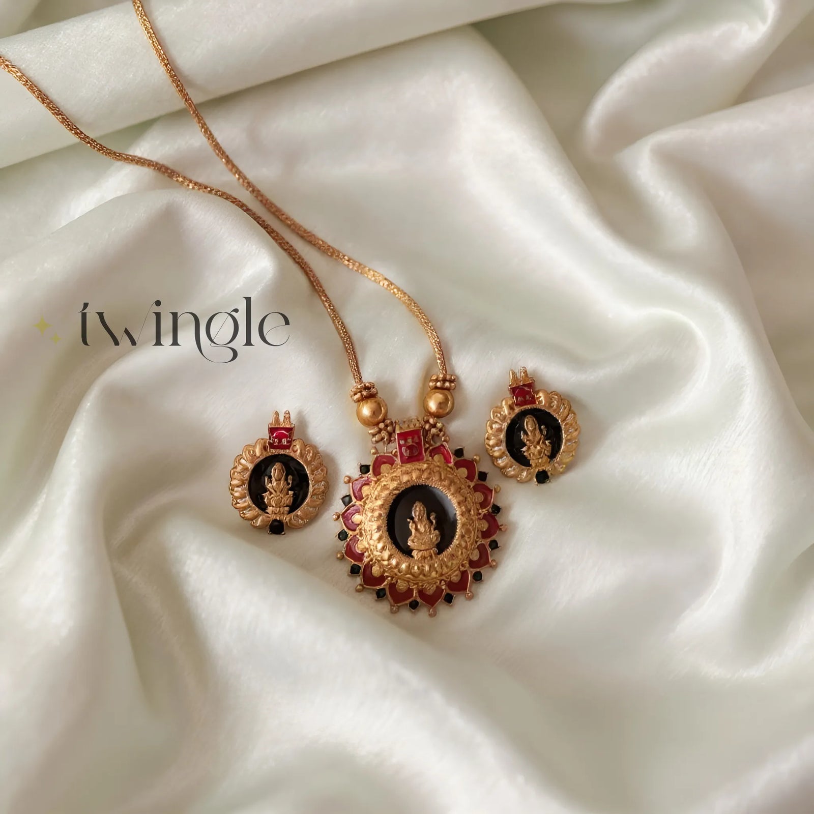 Sooryalakshmi Pendant Necklace Set